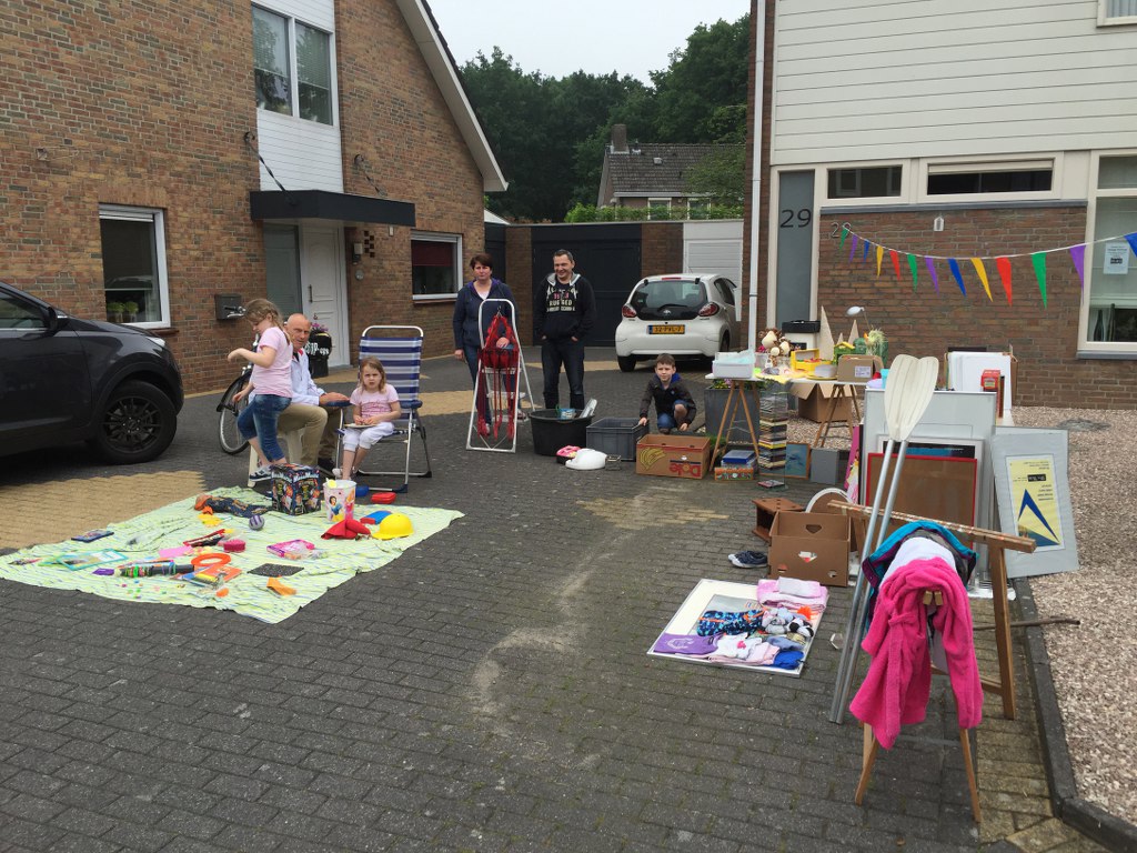 Garagesale (17)